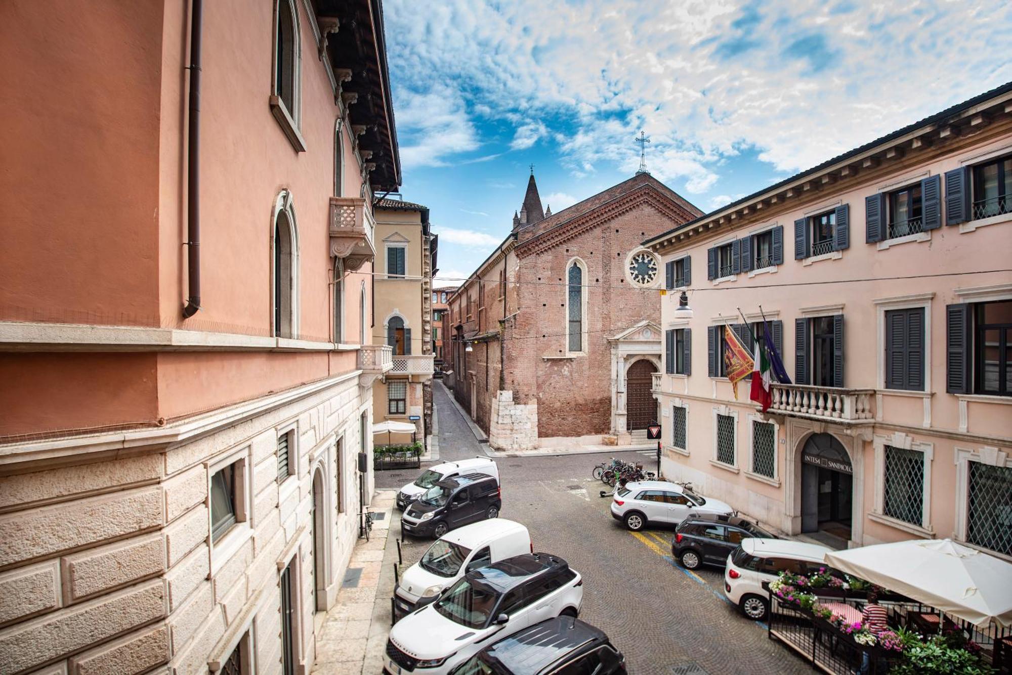Pensión Italianflat - Rentroom Old Town - 200mt To Arena Verona